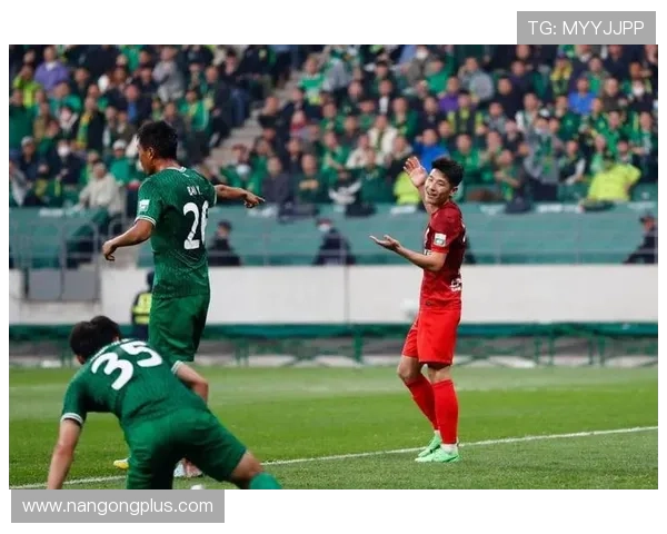 中超劲旅迎来关键战役 球迷热议球队新赛季前景